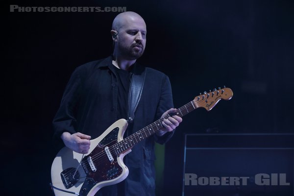THE TWILIGHT SAD - 2022-11-28 - PARIS - Accor Arena - Andrew James MacFarlane